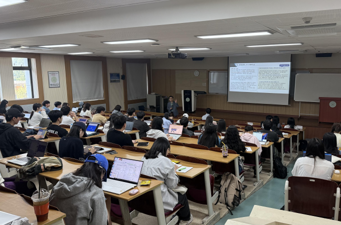  건국대 직무 컨설팅은 달라 ...특강과 현직자 조언에 높은 호응 대표이미지